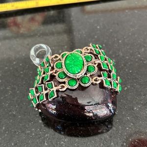 Emerald green bracelet